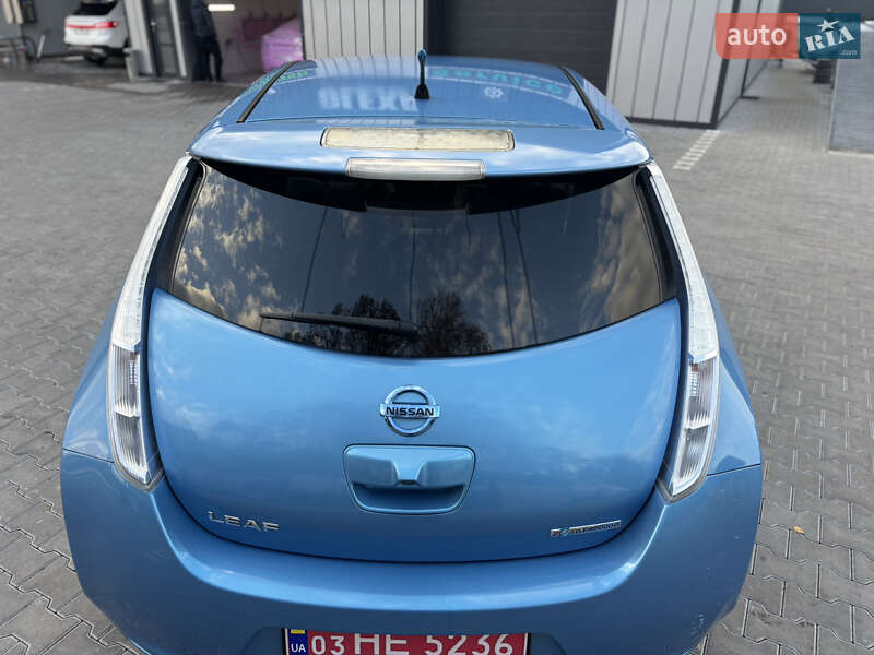 Хэтчбек Nissan Leaf 2011 в Владимире фото 6 Хэтчбек Nissan Leaf 2011 в Владимире