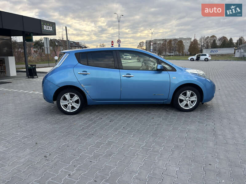 Хэтчбек Nissan Leaf 2011 в Владимире фото 8 Хэтчбек Nissan Leaf 2011 в Владимире