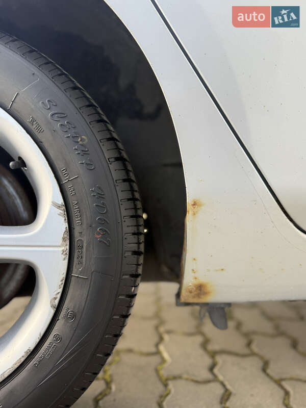 Хэтчбек Nissan Leaf 2012 в Радехове фото 27 Хэтчбек Nissan Leaf 2012 в Радехове