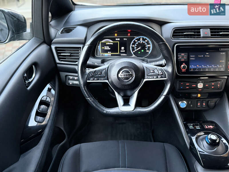 Хэтчбек Nissan Leaf 2018 в Черновцах