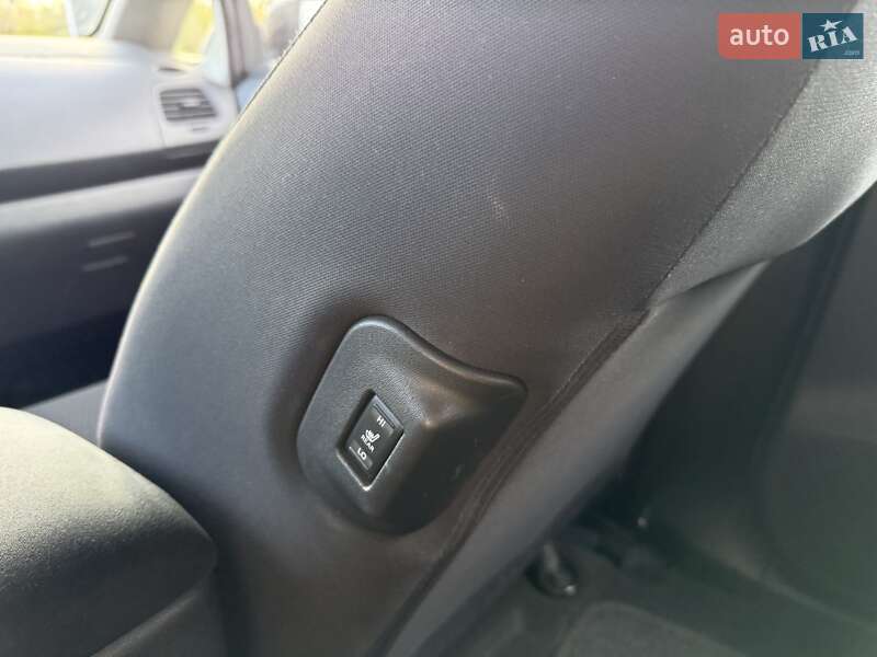 Хэтчбек Nissan Leaf 2014 в Одессе фото 16 Хэтчбек Nissan Leaf 2014 в Одессе