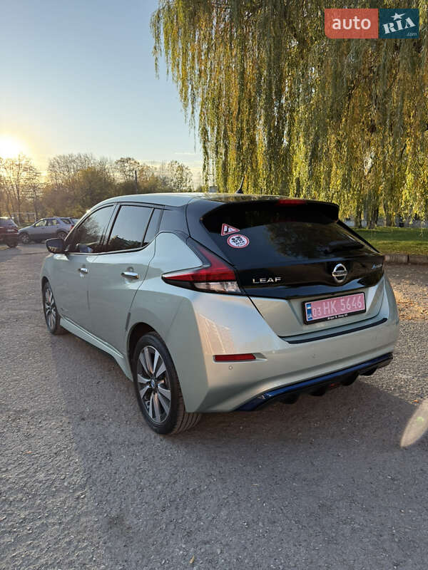 Хэтчбек Nissan Leaf 2018 в Ивано-Франковске