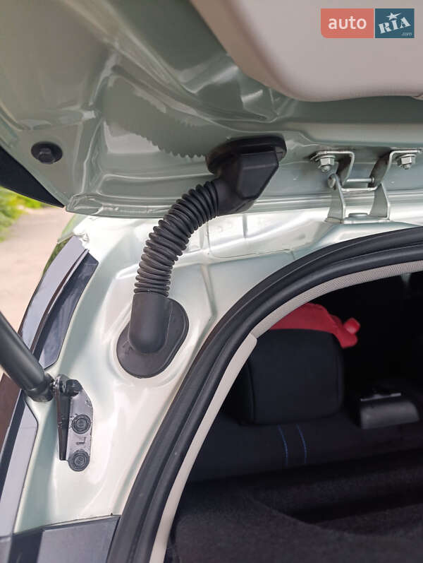 Хэтчбек Nissan Leaf 2018 в Ивано-Франковске