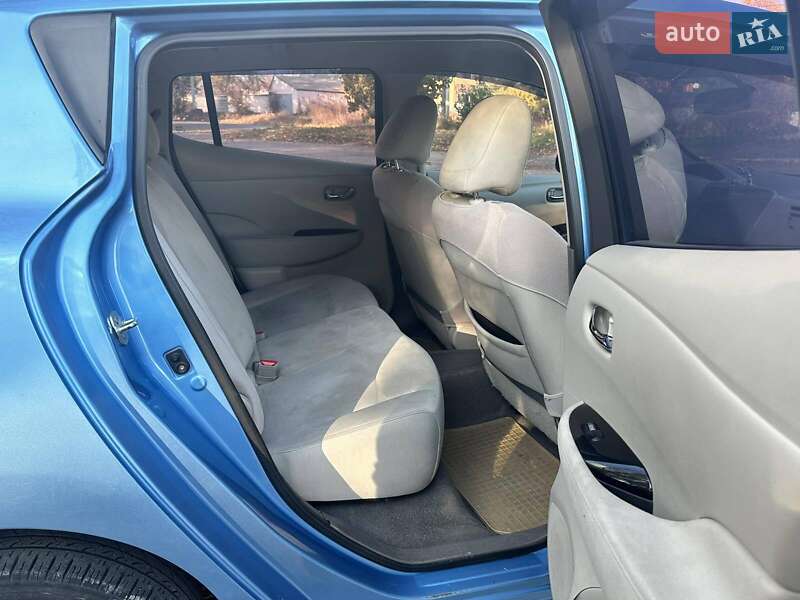 Хэтчбек Nissan Leaf 2014 в Днепре фото 12 Хэтчбек Nissan Leaf 2014 в Днепре