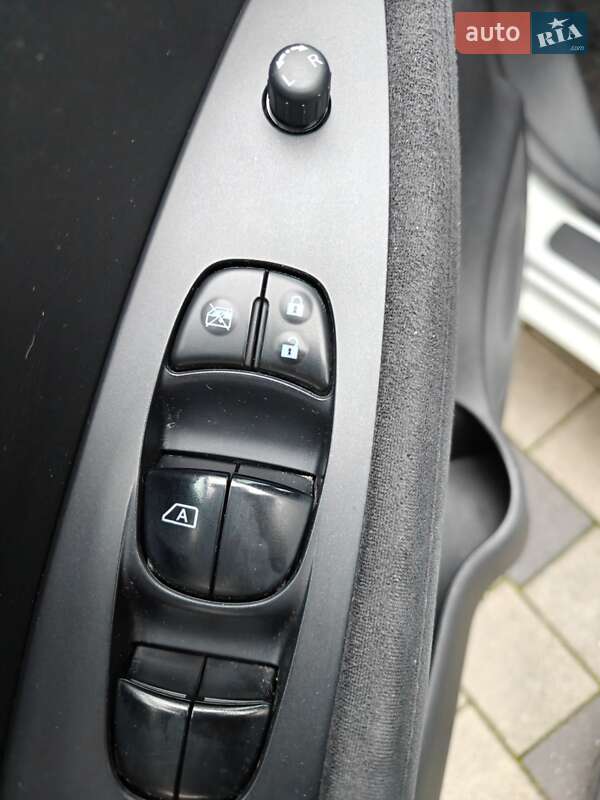 Хэтчбек Nissan Leaf 2014 в Ивано-Франковске фото 26 Хэтчбек Nissan Leaf 2014 в Ивано-Франковске