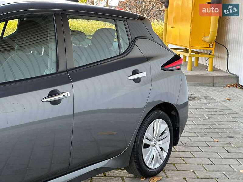 Хэтчбек Nissan Leaf 2020 в Ровно