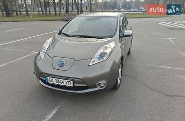 Хетчбек Nissan Leaf 2013 в Києві