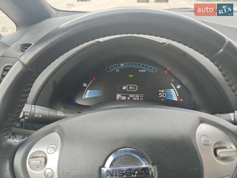 Хэтчбек Nissan Leaf 2013 в Киеве фото 29 Хэтчбек Nissan Leaf 2013 в Киеве