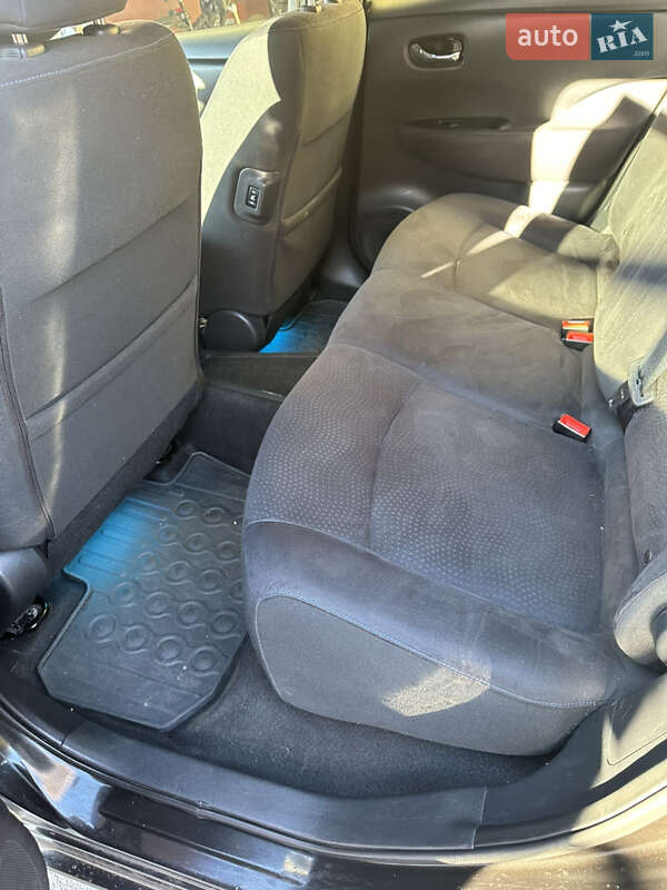 Хэтчбек Nissan Leaf 2017 в Одессе