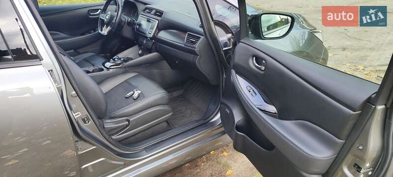 Хетчбек Nissan Leaf 2018 в Харкові