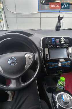 Хэтчбек Nissan Leaf 2013 в Кропивницком