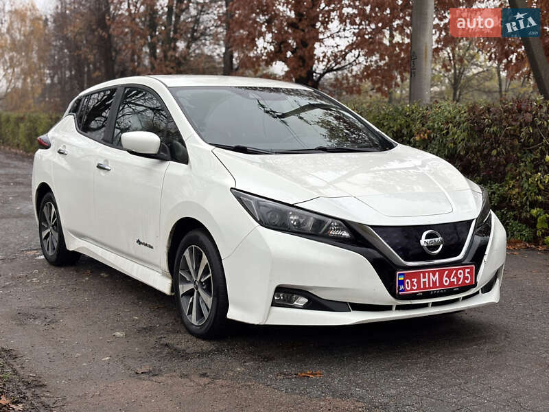 Хэтчбек Nissan Leaf 2018 в Житомире фото 2 Хэтчбек Nissan Leaf 2018 в Житомире
