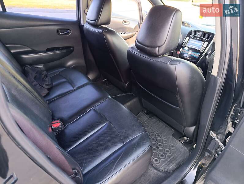 Хэтчбек Nissan Leaf 2013 в Любаре
