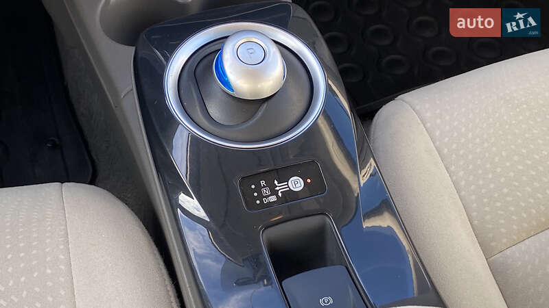 Хэтчбек Nissan Leaf 2011 в Луцке фото 47 Хэтчбек Nissan Leaf 2011 в Луцке