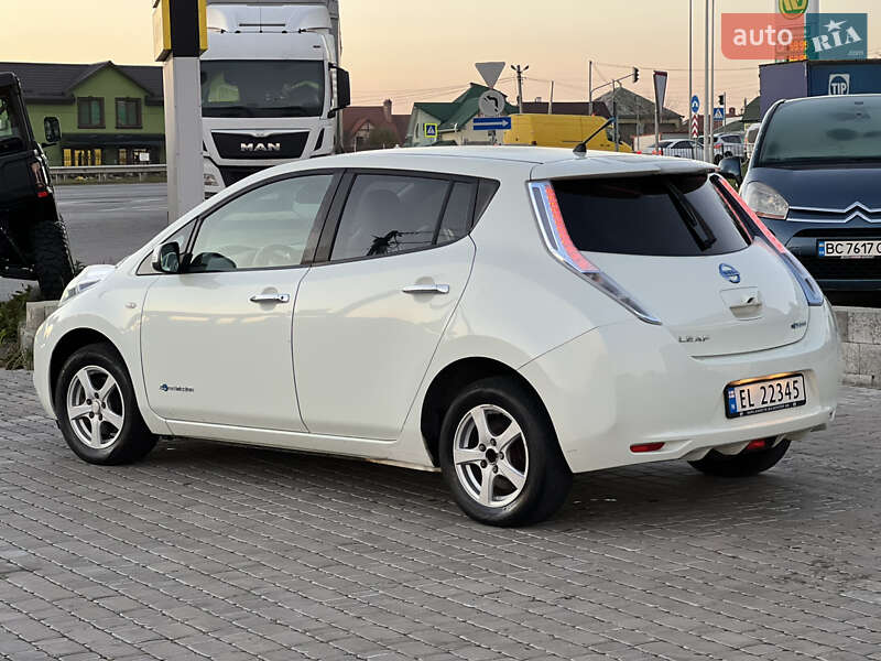 Хетчбек Nissan Leaf 2012 в Львові