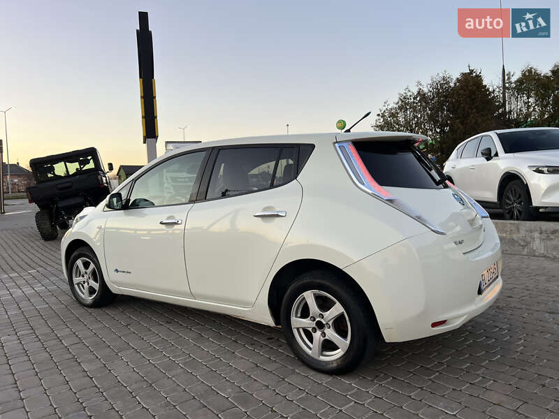 Хетчбек Nissan Leaf 2012 в Львові