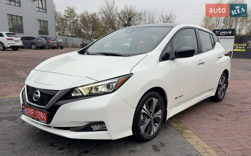 Хэтчбек Nissan Leaf 2019 в Ровно фото Хэтчбек Nissan Leaf 2019 в Ровно