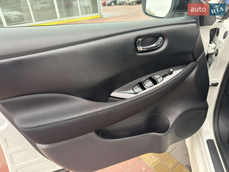 Хэтчбек Nissan Leaf 2019 в Ровно фото 15 Хэтчбек Nissan Leaf 2019 в Ровно