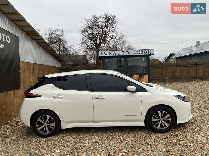 Хетчбек Nissan Leaf 2019 в Коломиї