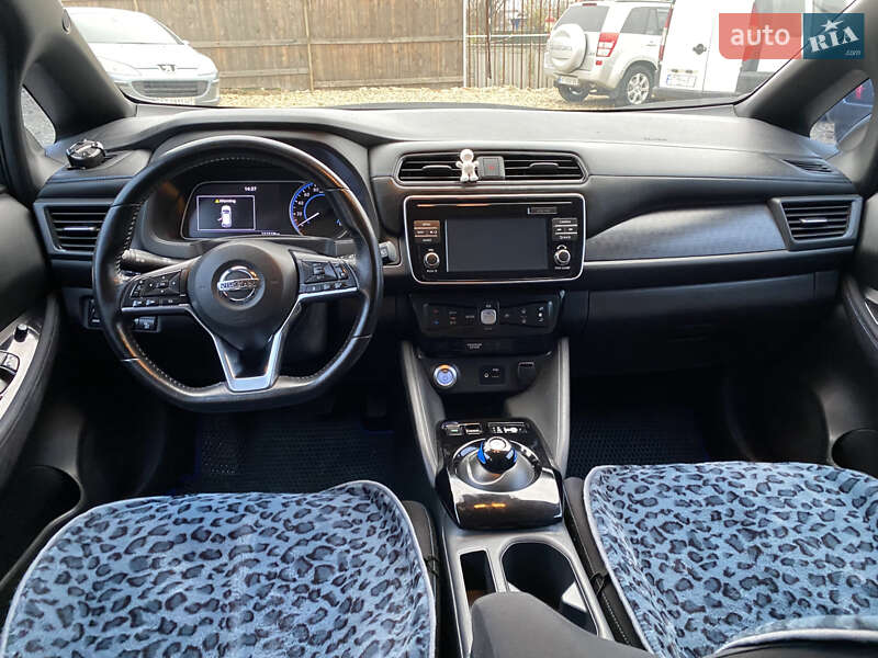 Хетчбек Nissan Leaf 2019 в Коломиї