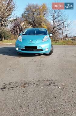 Хэтчбек Nissan Leaf 2011 в Луцке