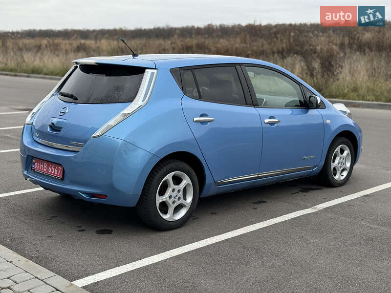 Хэтчбек Nissan Leaf 2013 в Виннице
