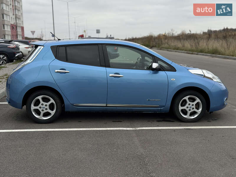Хэтчбек Nissan Leaf 2013 в Виннице