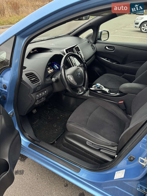 Хэтчбек Nissan Leaf 2013 в Виннице