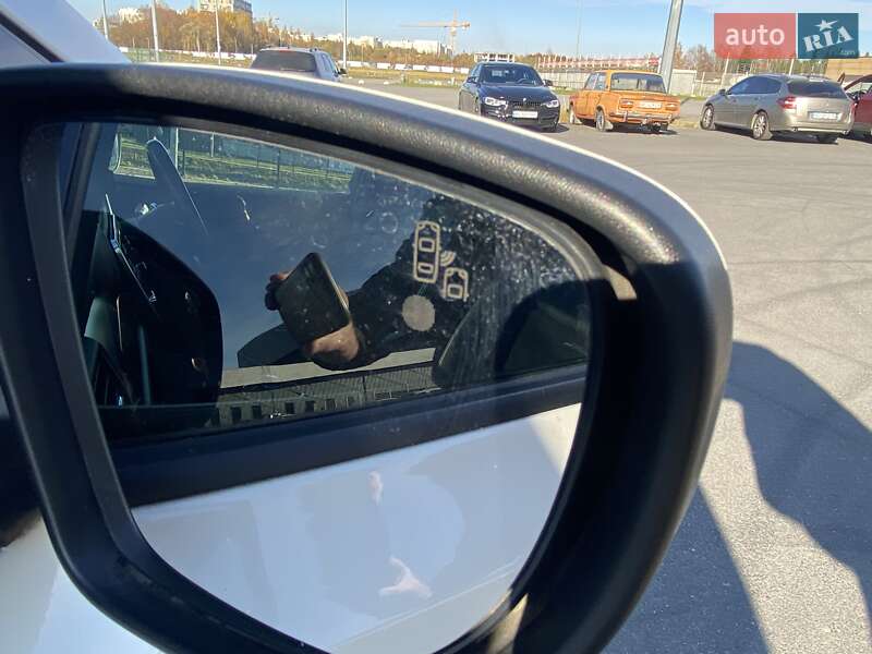 Хетчбек Nissan Leaf 2018 в Львові