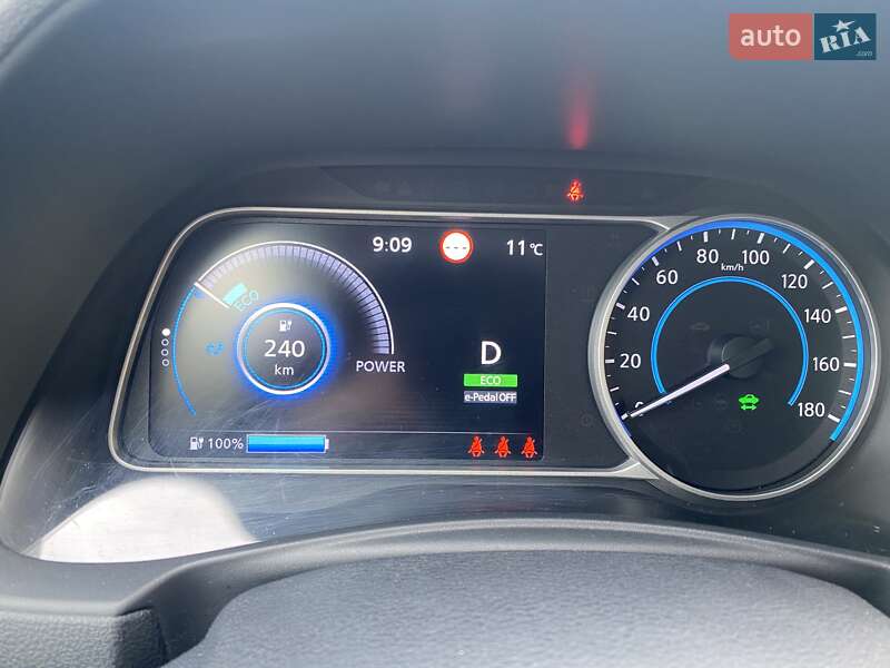 Хетчбек Nissan Leaf 2018 в Львові