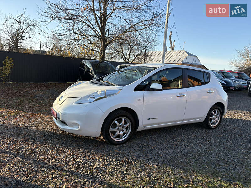 Хэтчбек Nissan Leaf 2014 в Луцке фото 10 Хэтчбек Nissan Leaf 2014 в Луцке