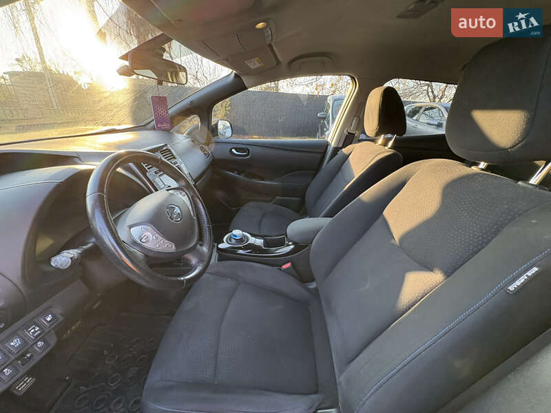 Хэтчбек Nissan Leaf 2014 в Луцке фото 19 Хэтчбек Nissan Leaf 2014 в Луцке