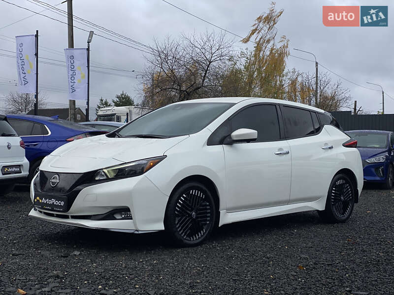 Хэтчбек Nissan Leaf 2023 в Луцке