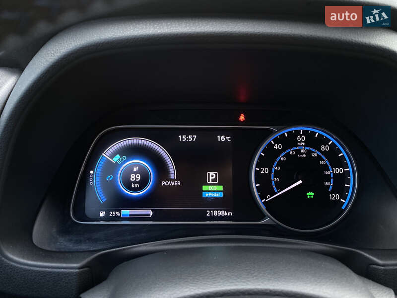 Хэтчбек Nissan Leaf 2023 в Луцке