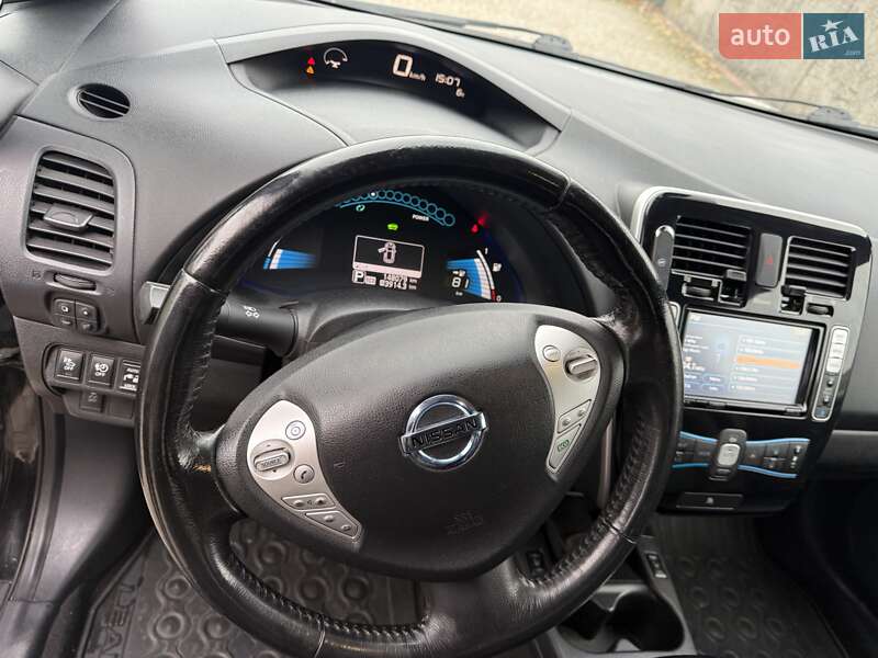 Хэтчбек Nissan Leaf 2013 в Тернополе