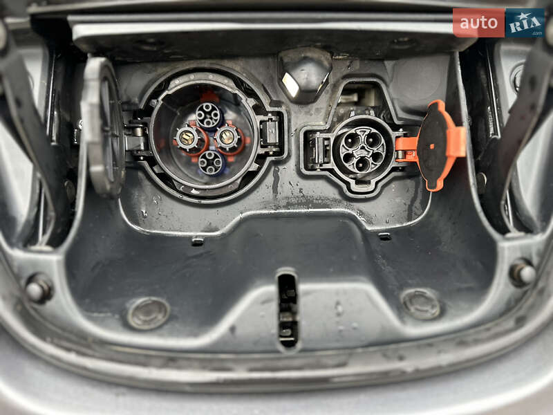 Хэтчбек Nissan Leaf 2014 в Черновцах фото 9 Хэтчбек Nissan Leaf 2014 в Черновцах