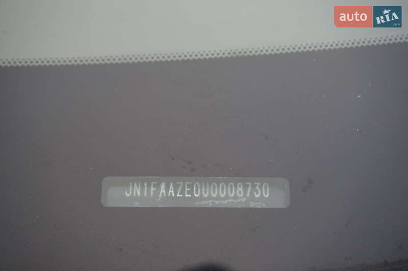 Хэтчбек Nissan Leaf 2011 в Самборе