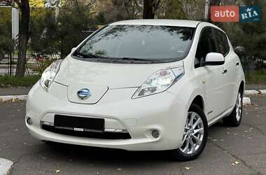 Хэтчбек Nissan Leaf 2016 в Одессе