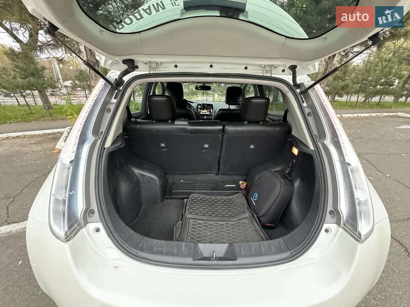 Хэтчбек Nissan Leaf 2016 в Одессе фото 11 Хэтчбек Nissan Leaf 2016 в Одессе