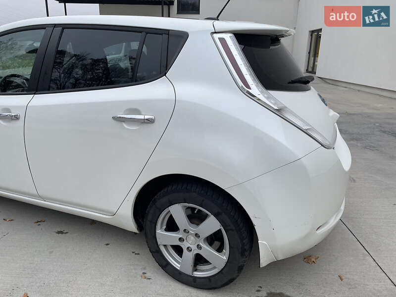 Хэтчбек Nissan Leaf 2015 в Луцке фото 6 Хэтчбек Nissan Leaf 2015 в Луцке