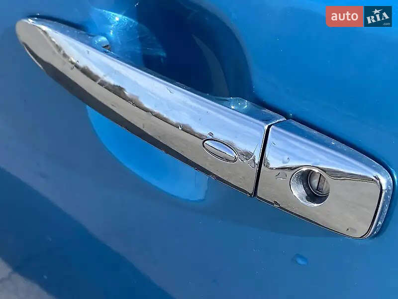 Хэтчбек Nissan Leaf 2012 в Кривом Роге