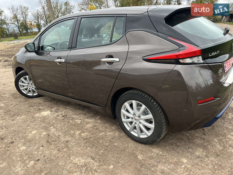 Хэтчбек Nissan Leaf 2021 в Бродах фото 38 Хэтчбек Nissan Leaf 2021 в Бродах