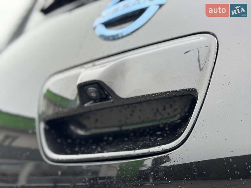 Хэтчбек Nissan Leaf 2016 в Владимире