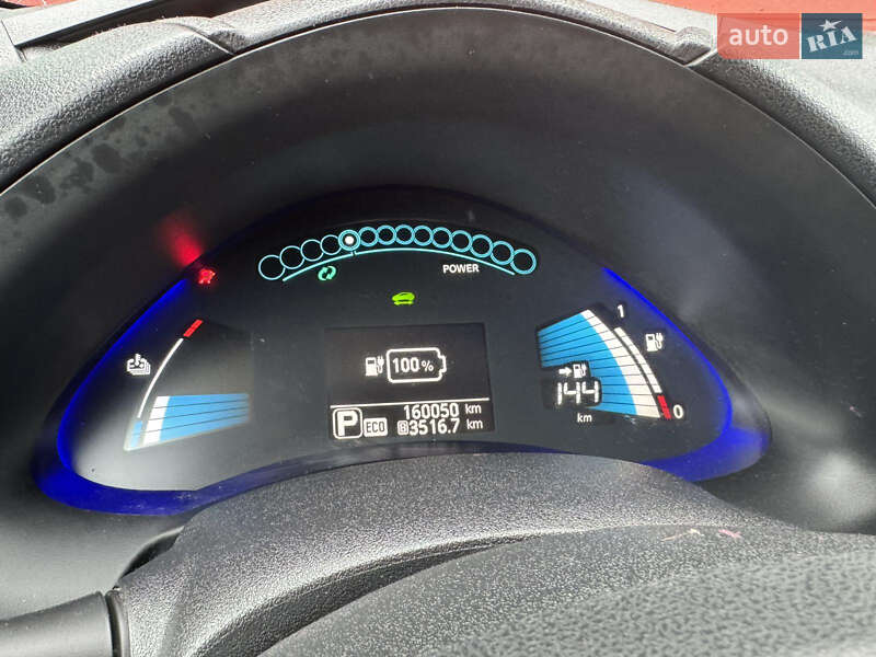 Хэтчбек Nissan Leaf 2016 в Владимире