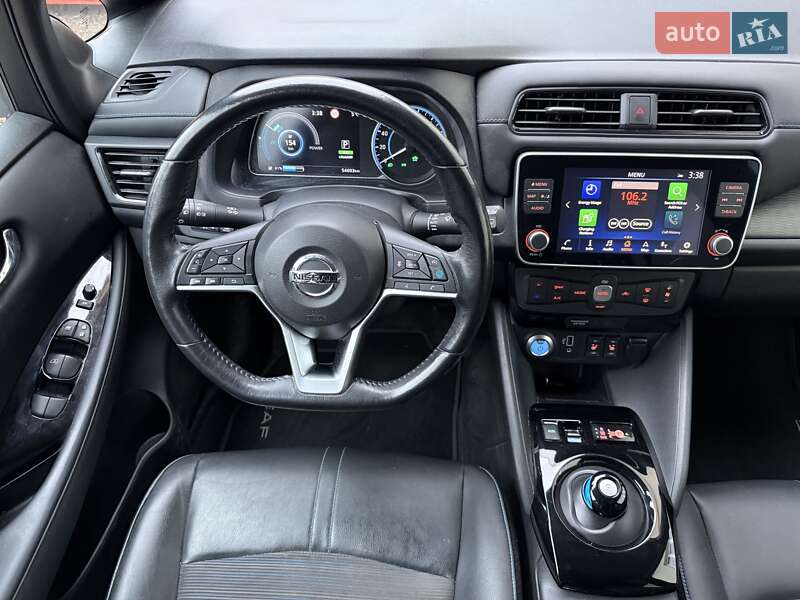 Хэтчбек Nissan Leaf 2020 в Долине