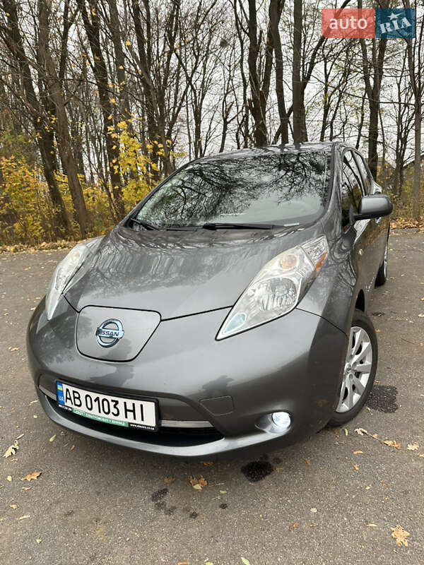 Хетчбек Nissan Leaf 2016 в Вінниці