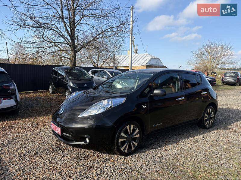 Хэтчбек Nissan Leaf 2014 в Луцке фото 10 Хэтчбек Nissan Leaf 2014 в Луцке