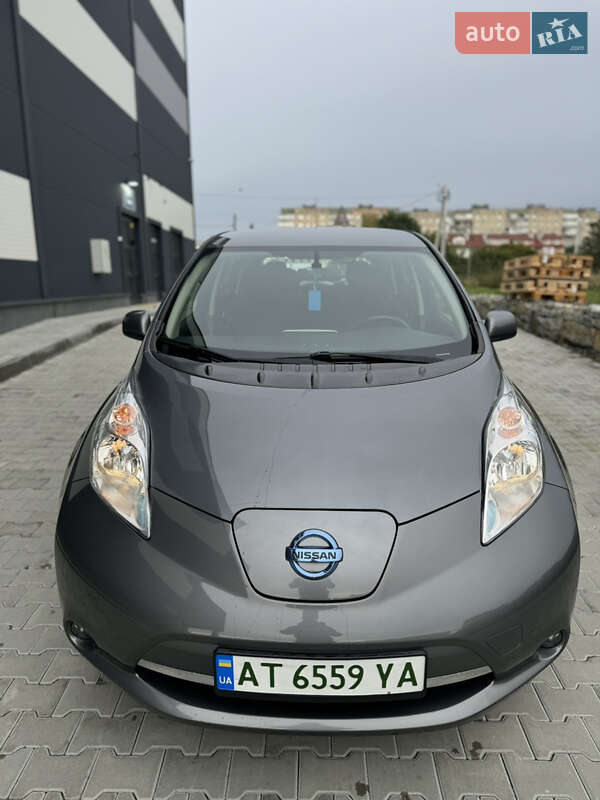 Хэтчбек Nissan Leaf 2015 в Калуше фото 12 Хэтчбек Nissan Leaf 2015 в Калуше