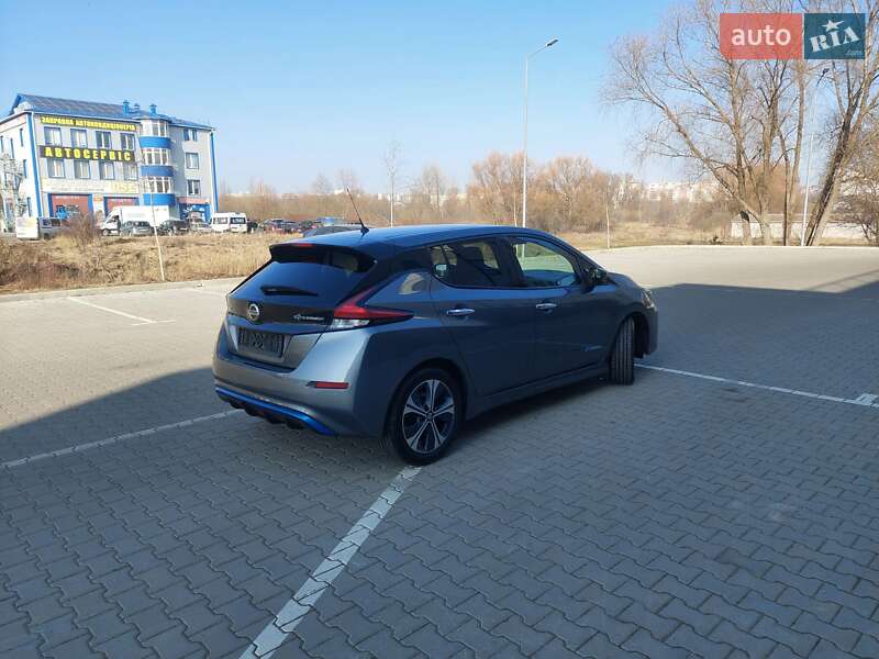 Хетчбек Nissan Leaf 2020 в Хмельницькому