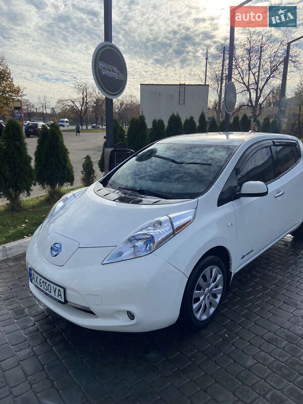 Хэтчбек Nissan Leaf 2014 в Харькове